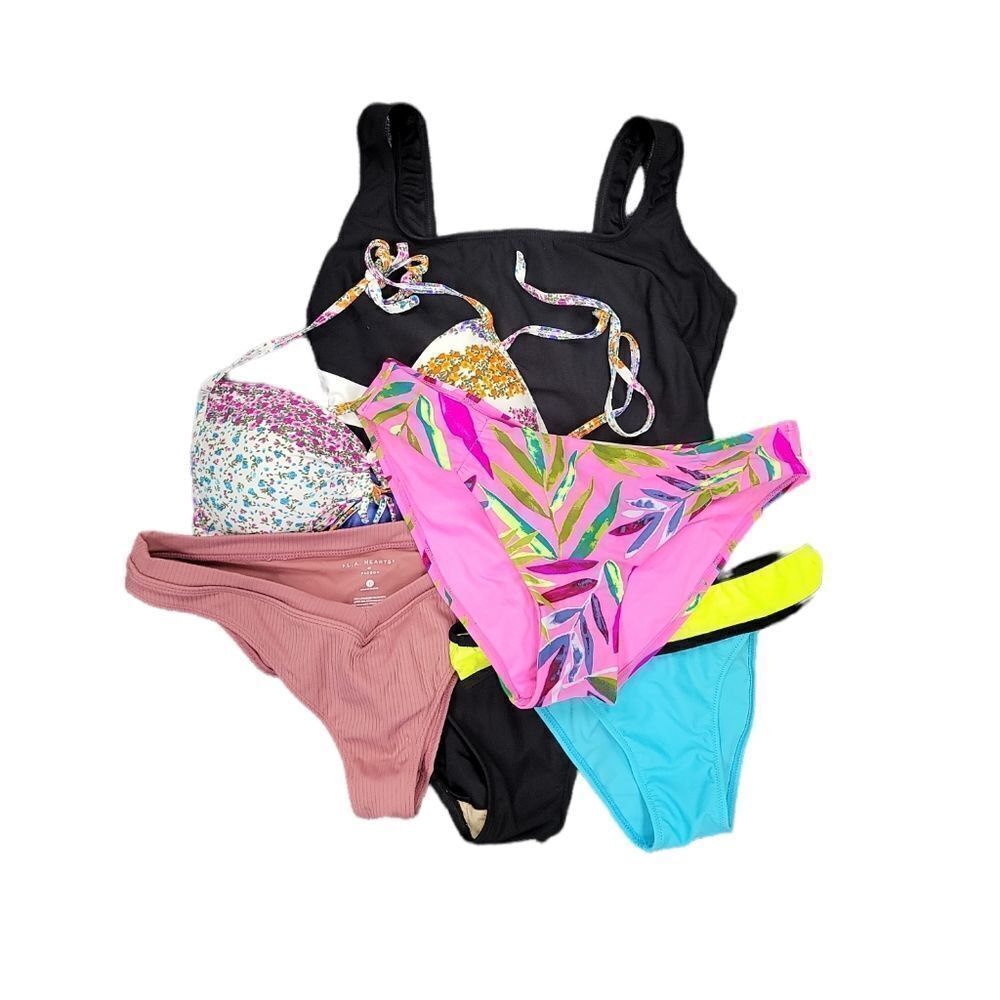 5 pieces separates and one piece swim size Large